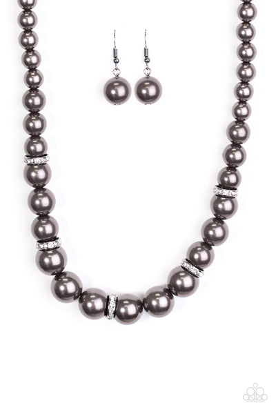 You Had Me at Pearls - black